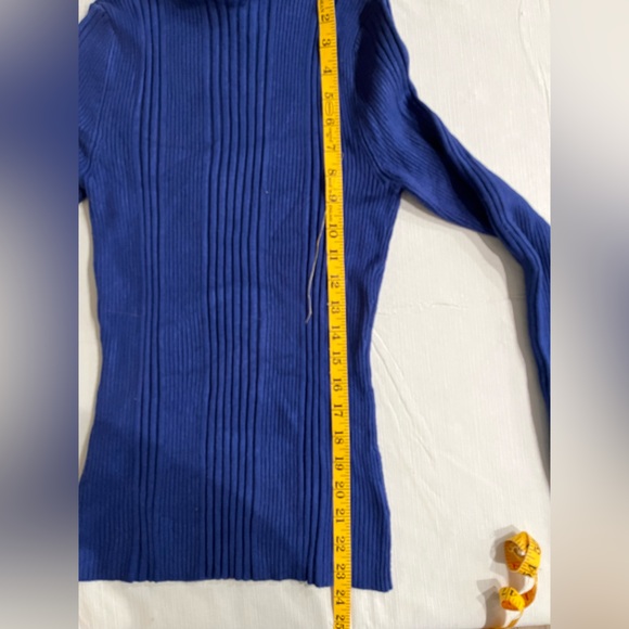 No Boundaries Turtleneck - Picture 6 of 6